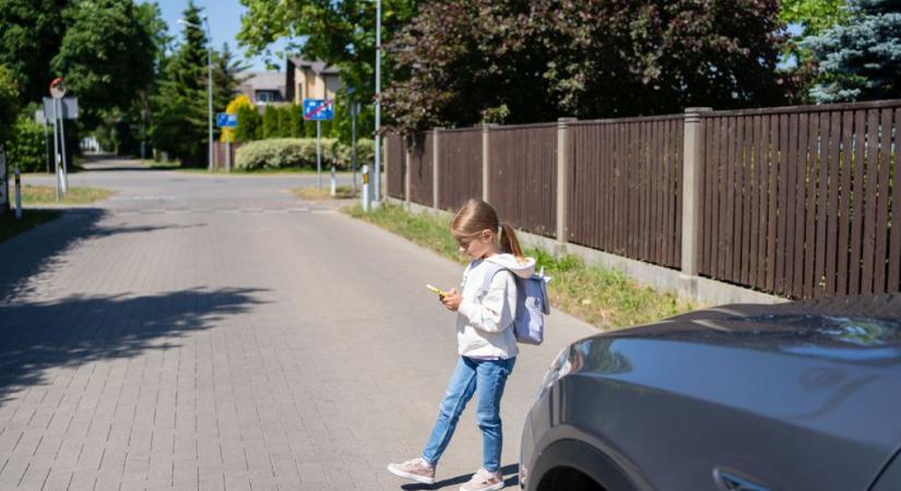 Váratlan veszély leselkedik a gyerekekre – baljós jelentést tettek közzé