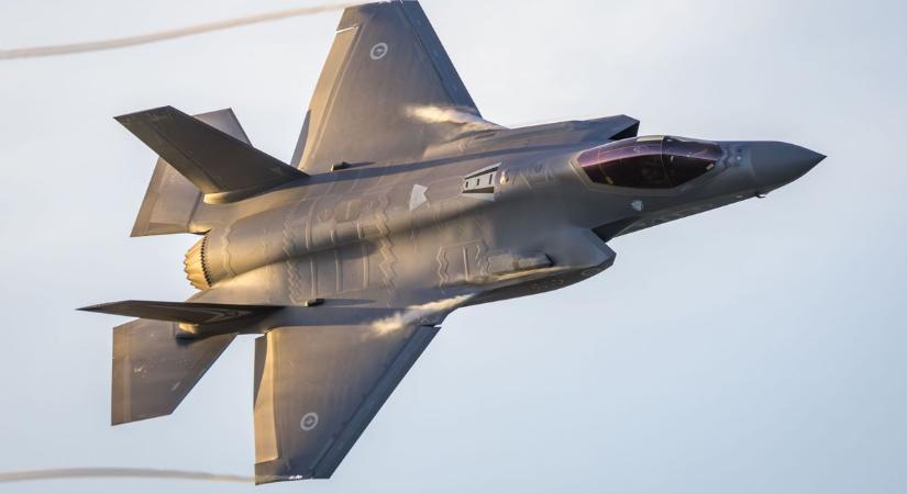 Félbevágta az F–35-beszerzést a Pentagon: drónokra költ inkább az amerikai haderő – óriási kudarc a Lockheed számára
