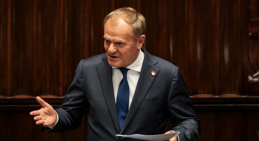 Túlélte a bizalmi szavazást a lengyel kormány