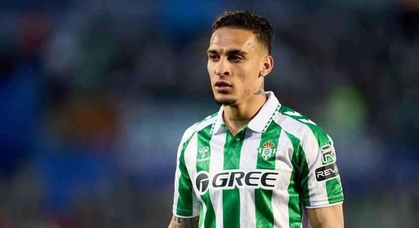 Újabb románc a láthatáron? Liverpoolból pótolhatja Antonyt a Betis