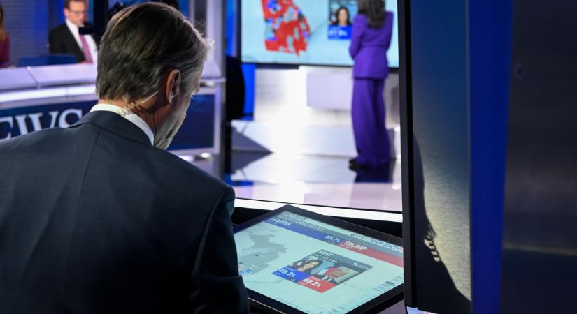 Kirúgták a riportert, aki kritizálta Donald Trumpot