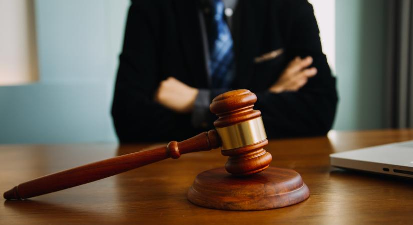 Cégek a vádlottak padján – jelentősen változnak a büntetőeljárási szabályok