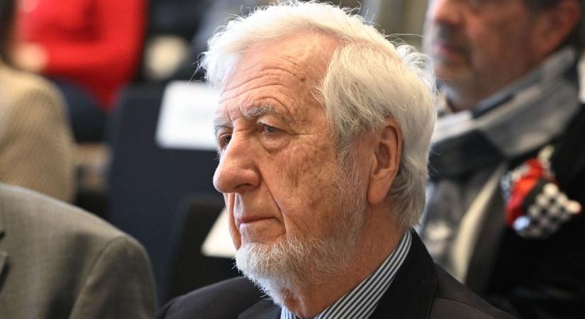 Jeszenszky Géza és fia szóváltása lehetne magánügy – de sajnos nem az