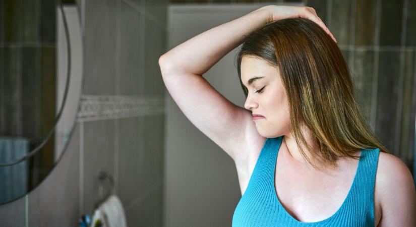 Fülzsír és hónaljszag: van, aki még sosem tapasztalta – íme a magyarázat