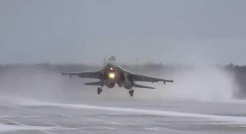 Váratlan területen bukkantak fel az orosz stratégiai bombázók, berepültek a „NATO-tó” fölé