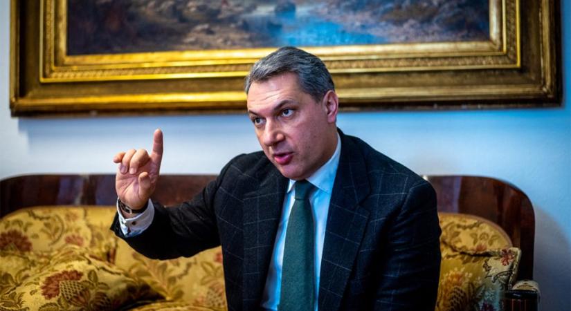 Népszava: Lázár János átlagáron is milliárdos