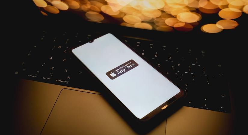 Drasztikus változást jelentett az Apple – dobhatjuk ki a régi eszközöket?