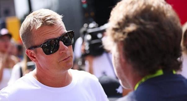 Russell: Ma már nem fogadnák el a rajongók Kimi Räikkönent