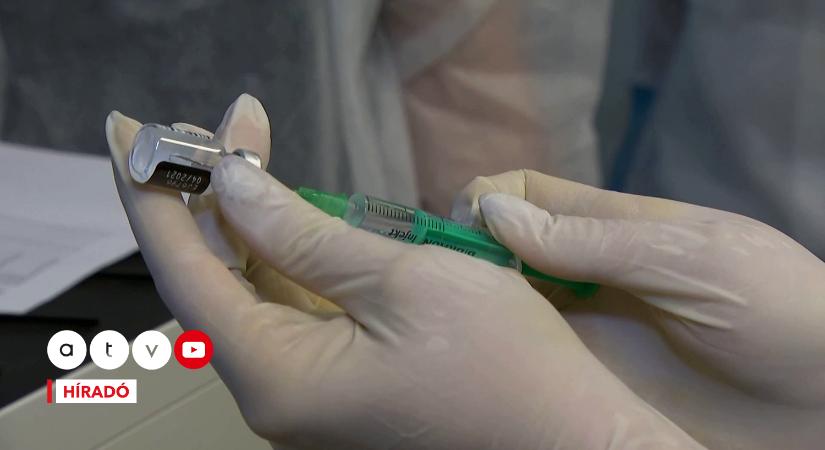 Ez a fájdalmas tünet jelezheti az új COVID-variánst – egyre jobban terjed