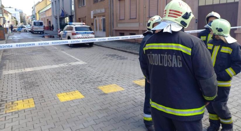 Egyszerre három helyen volt bombariadó Debrecenben, kiürítették az épületeket – fotókkal