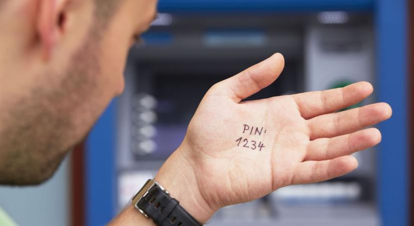 Ezek a tolvajok kedvenc számai: így lopják el egy pillanat alatt a PIN kódodat