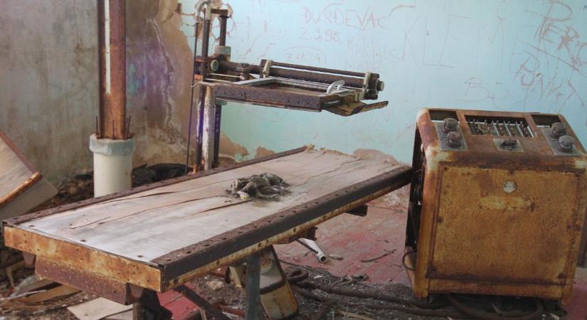 A titkos hely, ahol több tízezer magyart kínoztak – földi poklot járt be a nyíregyházi urbexes, újabb felkavaró fotókon a horror