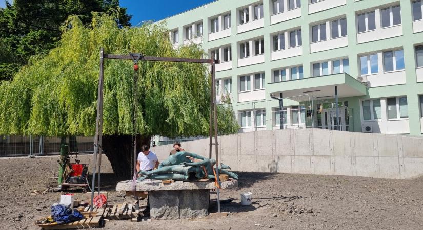 A végéhez közeledik a vágsellyei egészségügyi központ felújítása