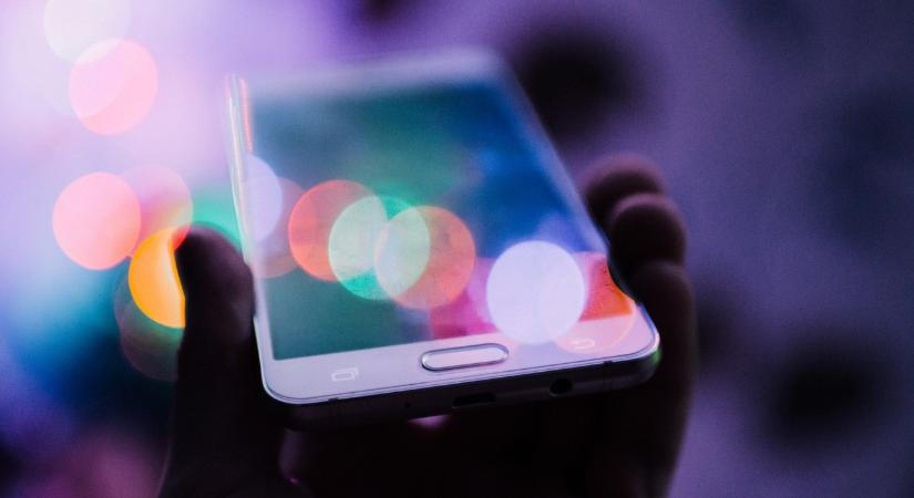Telefonlopás a Parlamentnél: munkában az Országgyűlési Őrség
