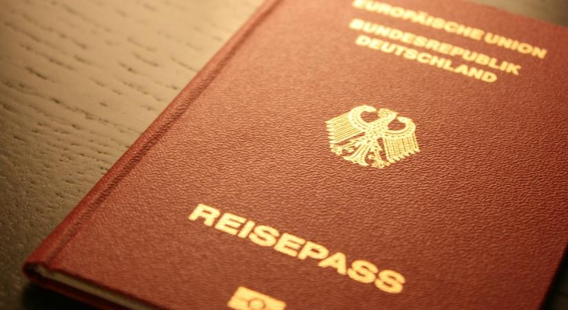 Németországban tavaly rekord számú személy kapott állampolgárságot