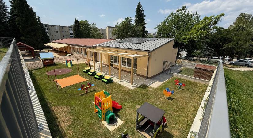 Átadták a felújított Szilvási Bölcsődét