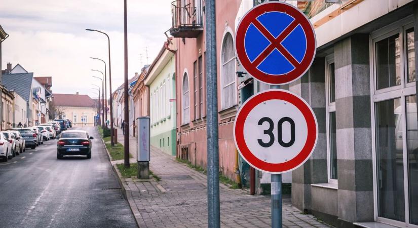 Van olyan sebességkorlátozó tábla, amit simán figyelmen kívül hagyhatsz
