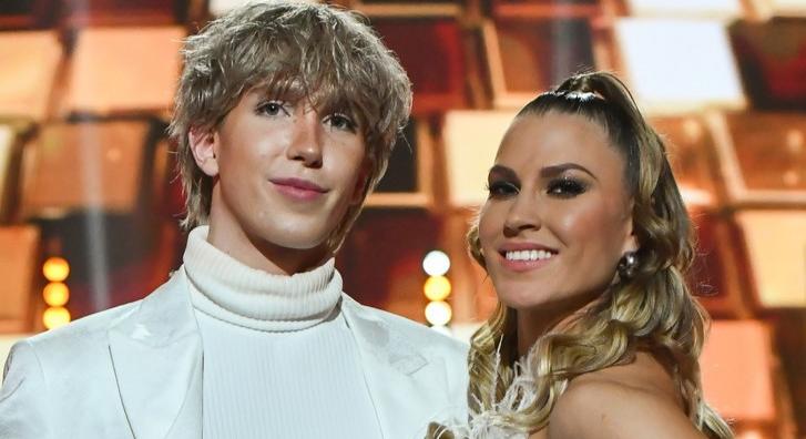 Itt az igazság! A Dancing with the Stars táncosai végre elárulták, mi van köztük