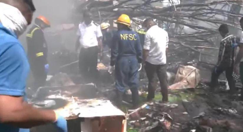 Felszállás közben lezuhant egy Angliába tartó gép Indiában (VIDEÓ!)