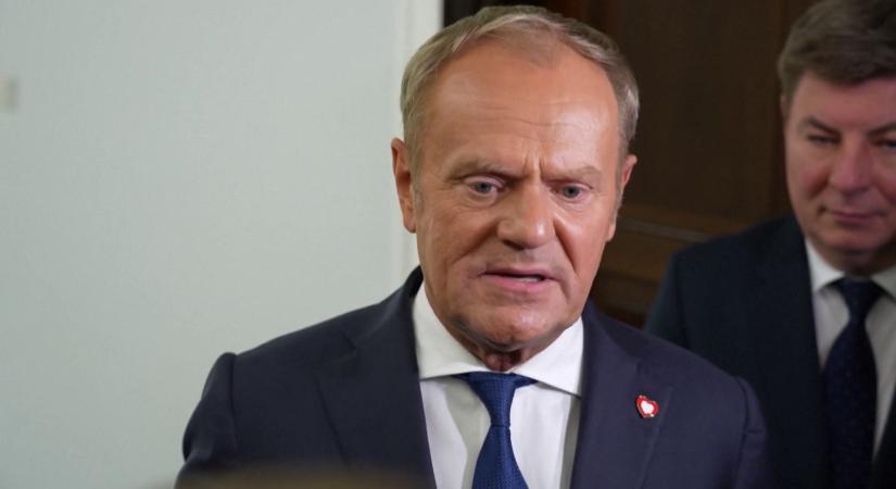 Donald Tusknak 243 igennel és 210 nemmel szavazott bizalmat a szejm  videó