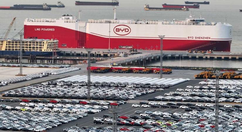 Megnyomta a vészcsengőt a kínai kormány: aggasztó jövőképpel riogatnak