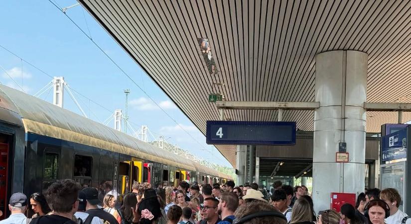 Átnézi a sorompókat a Siemens a pünkösdi MÁV-káosz után