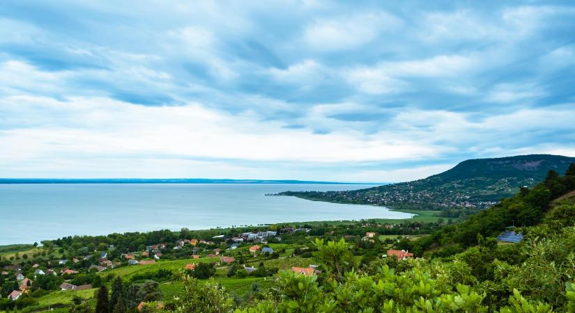 Ennyivel több vendégnek örülhettek a Balatonnál idén pünkösdkor