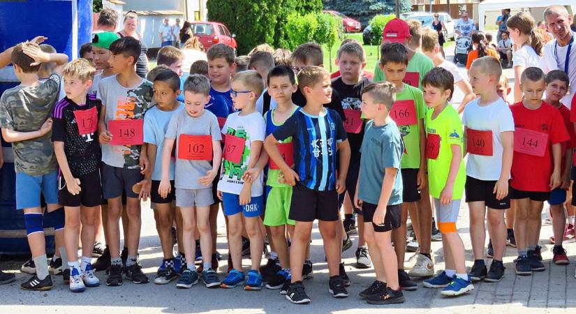 Megrendezték Bácsbokodon a pünkösdi futást