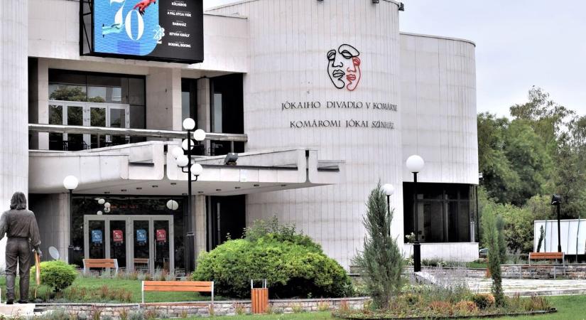 A Komáromi Jókai Színház a középpontban - Jó napot, Pátria a tévében