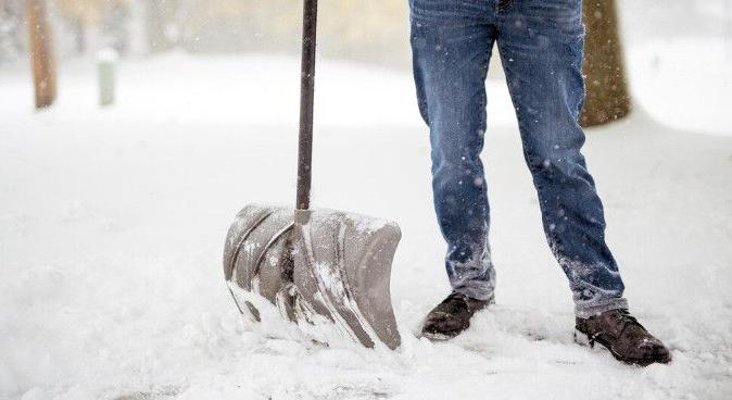 Hólapáttal támadt a rendőrre és a polgárőrre