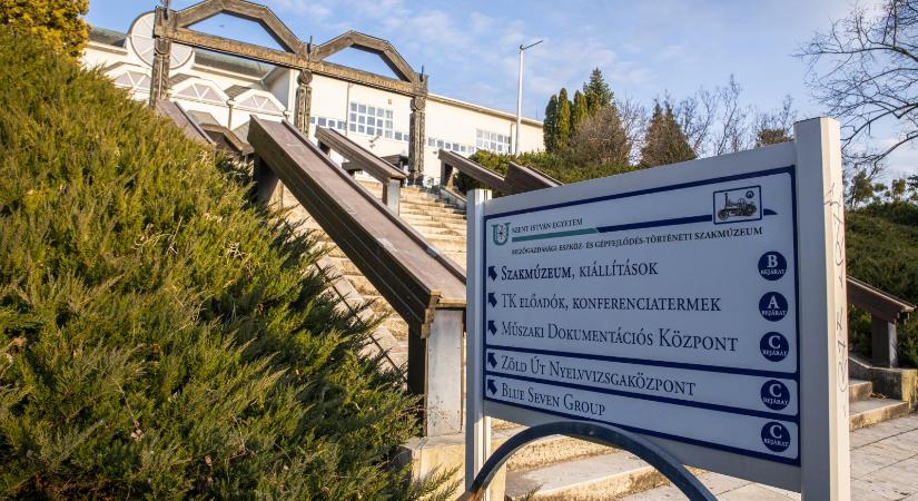 L. Simon László: A borzalmas állapotban lévő Vajdahunyadvár fejlesztését is szolgálja, hogy a Magyar Mezőgazdasági Múzeum és Könyvtár Gödöllőre költözik