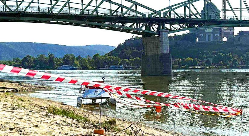Lezárták a Duna egy szakaszát, séta közben óriási bombába botlott egy nő