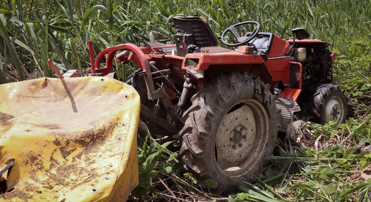 Felborult traktor zúzta halálra a sofőrt – tragédia Nagyszékelyben