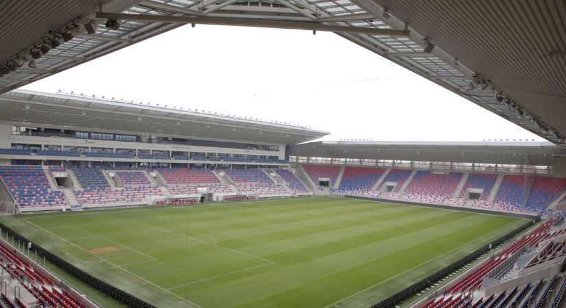 Nagy a csend, meglepő helyről érkezhet a Fehérvár FC megmentője