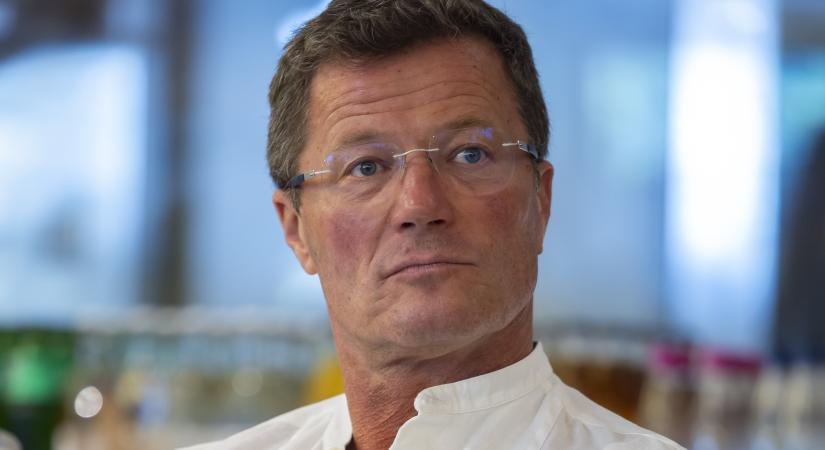 Válik Stohl András és kedvese