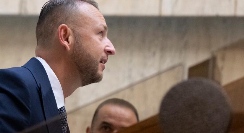 A Hlas részt vesz az elnöki kerekasztalon