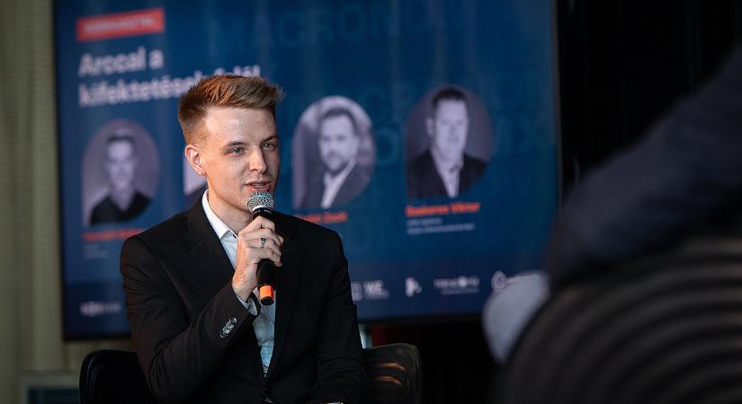 Nívós sajtódíjat kapott az Economx munkatársa, Horváth Balázs