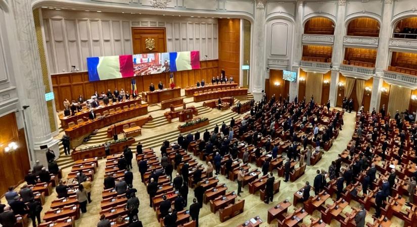 Szigorította a parlament a fasiszta, legionárius, rasszista és idegengyűlölő propaganda büntetését Romániában