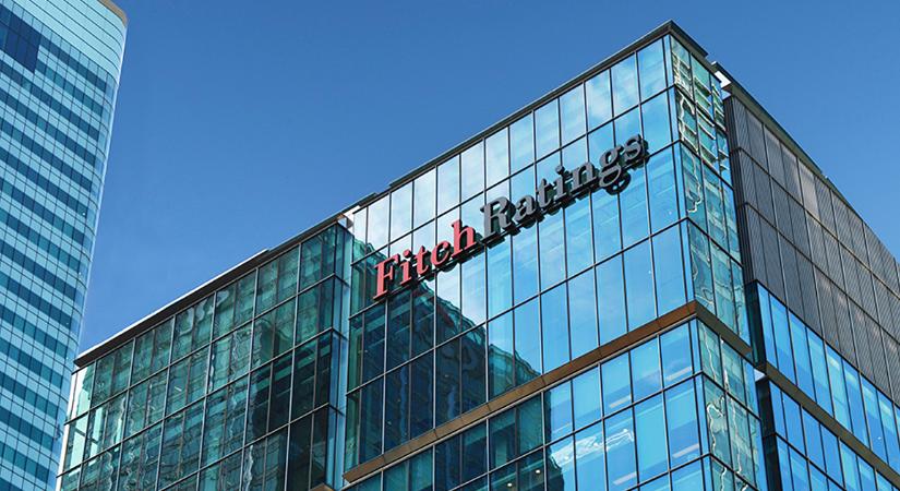 Magyar bankokat értékelt a Fitch