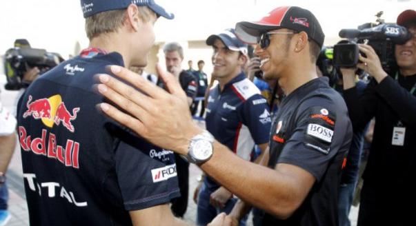 F1-Archív: Hamilton a Red Bullnál versenyezne