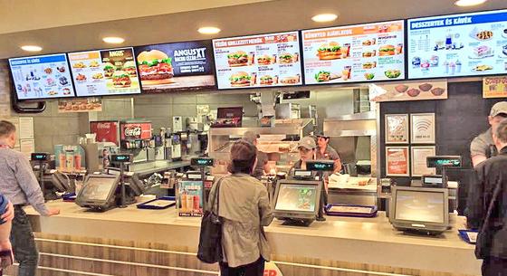 Hamburgerinfláció: jól felhizlalták a magyarok a gyorséttermeket 2024-ben
