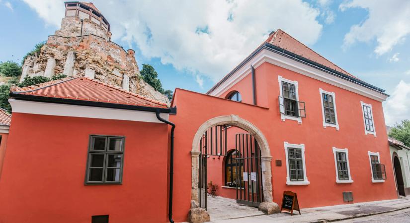 Esztergom tulajdonába kerül három kulturális intézmény