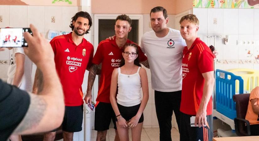 Szalai Ádám kórházba vitte Szoboszlai Dominikékat, hogy milliókat adjanak át