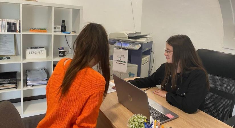 Top 5 diákmunka a nyárra - Milyen bérért dolgoznak a fiatalok?