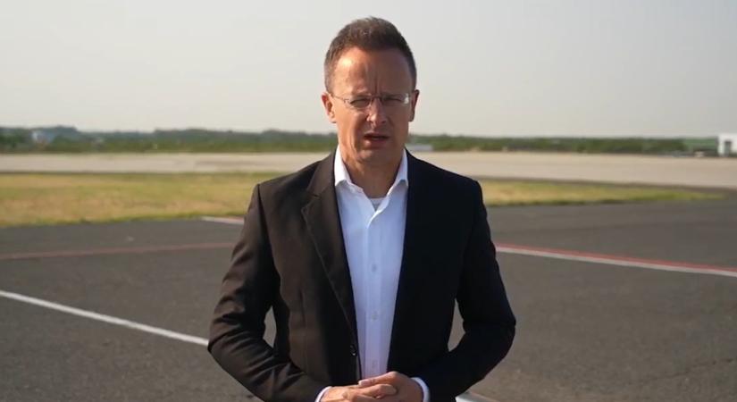 "Nyolcszáz magyar van" - Megszólalt Szijjártó Péter az izraeli-iráni csapásokról