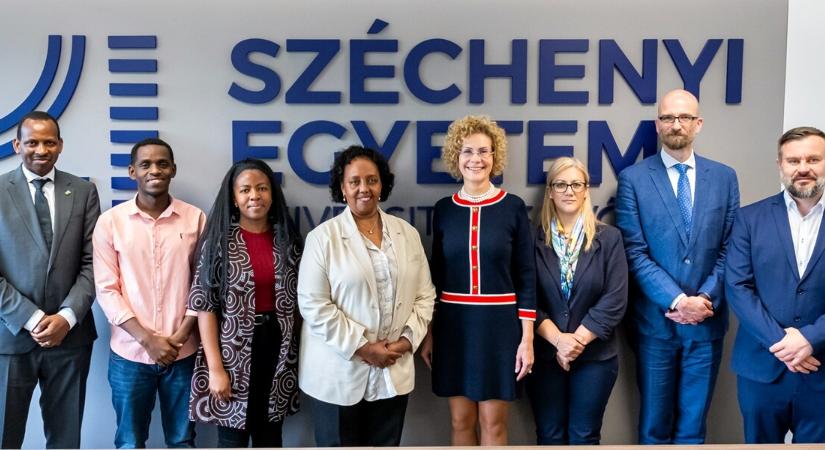 Afrikai diplomaták érkeztek a győri egyetemre – nem akármiért jöttek!