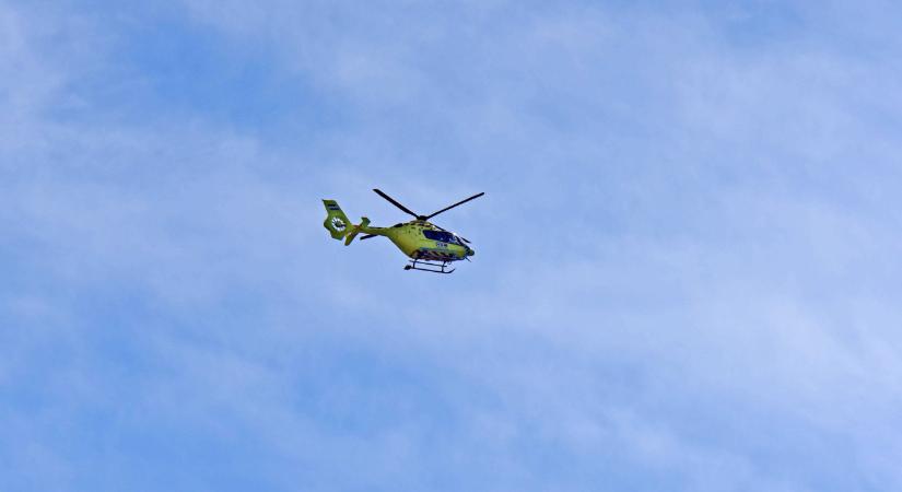 Roncs fogságában: riasztották a mentőhelikoptert