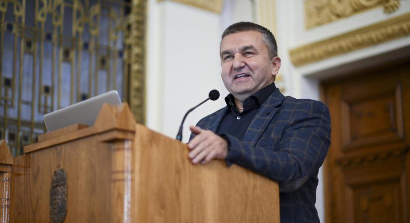 NGM: több mint 20 ezer diák vehet részt az idei Nyári diákmunka programban
