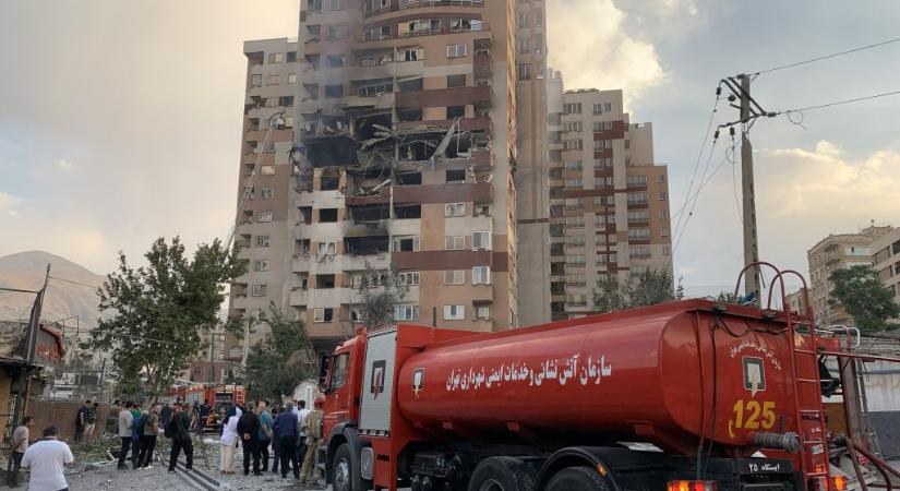 Irán hadüzenetként értékeli az izraeli támadást