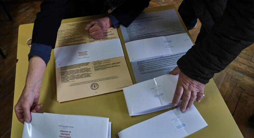 Vučić bejelentette mikor írná ki a választásokat